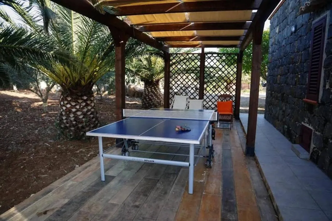펜션 우스티카 Casa Delle Palme 빌라